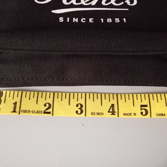 Kiehl's beauty pouch - Gift with PURCHASE (over $25) - Picture 4 of 6